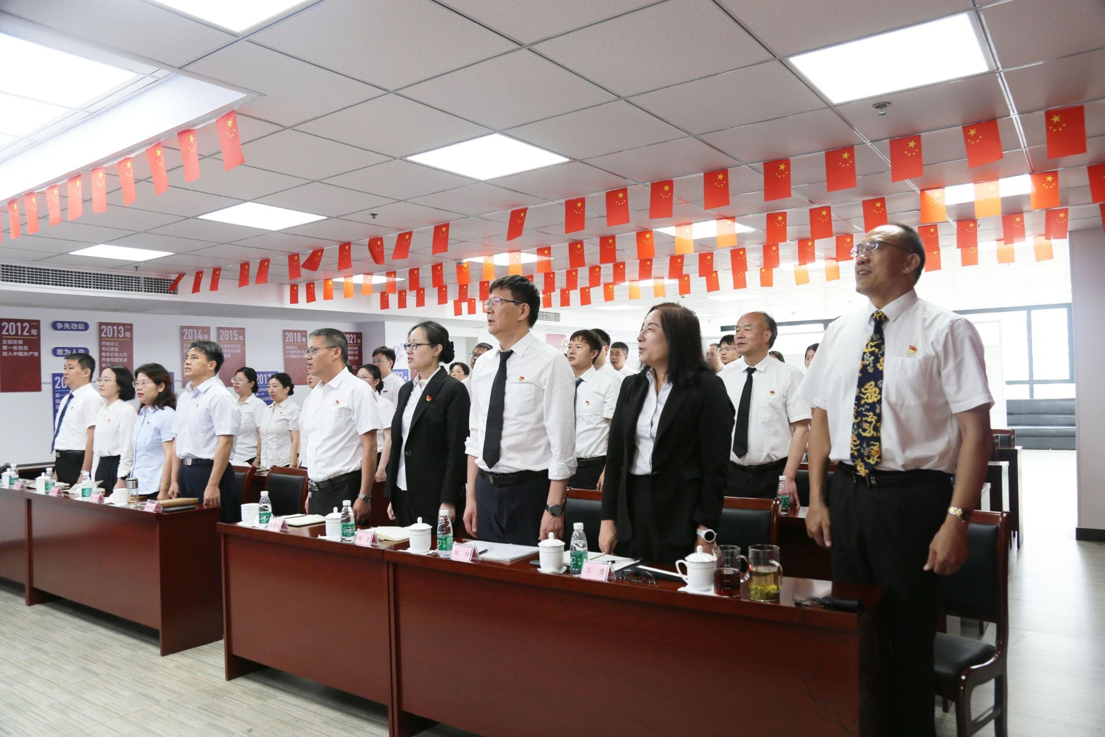 冰球突破-冰球电游豪华版_MG冰球游戏