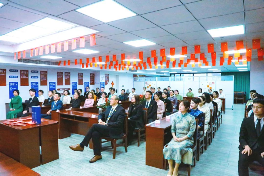 冰球突破-冰球电游豪华版_MG冰球游戏