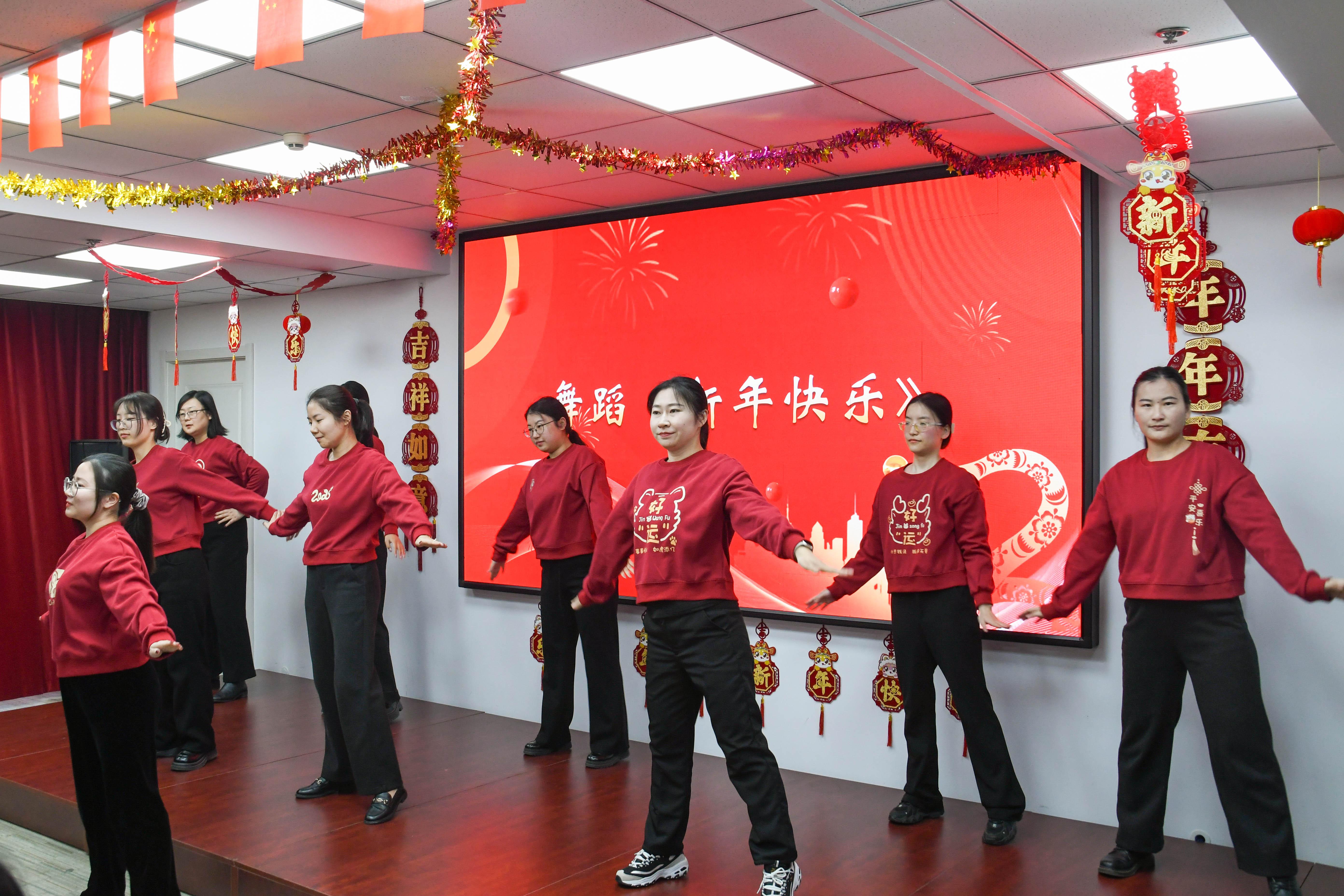 冰球突破-冰球电游豪华版_MG冰球游戏