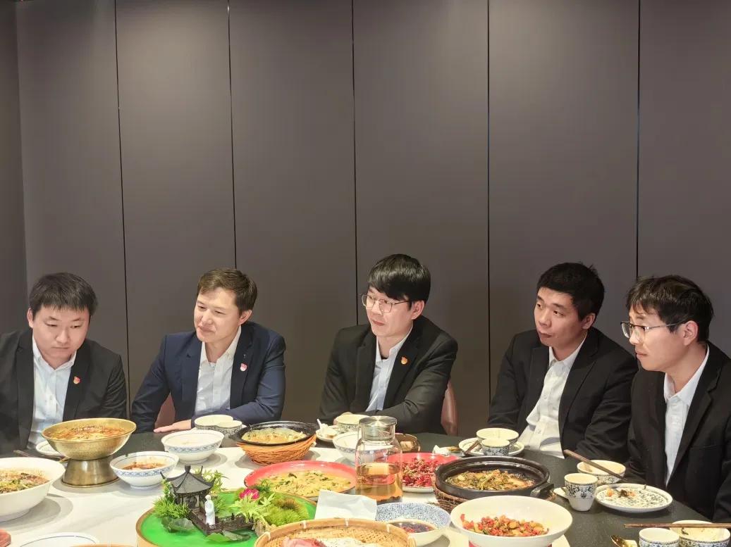 冰球突破-冰球电游豪华版_MG冰球游戏