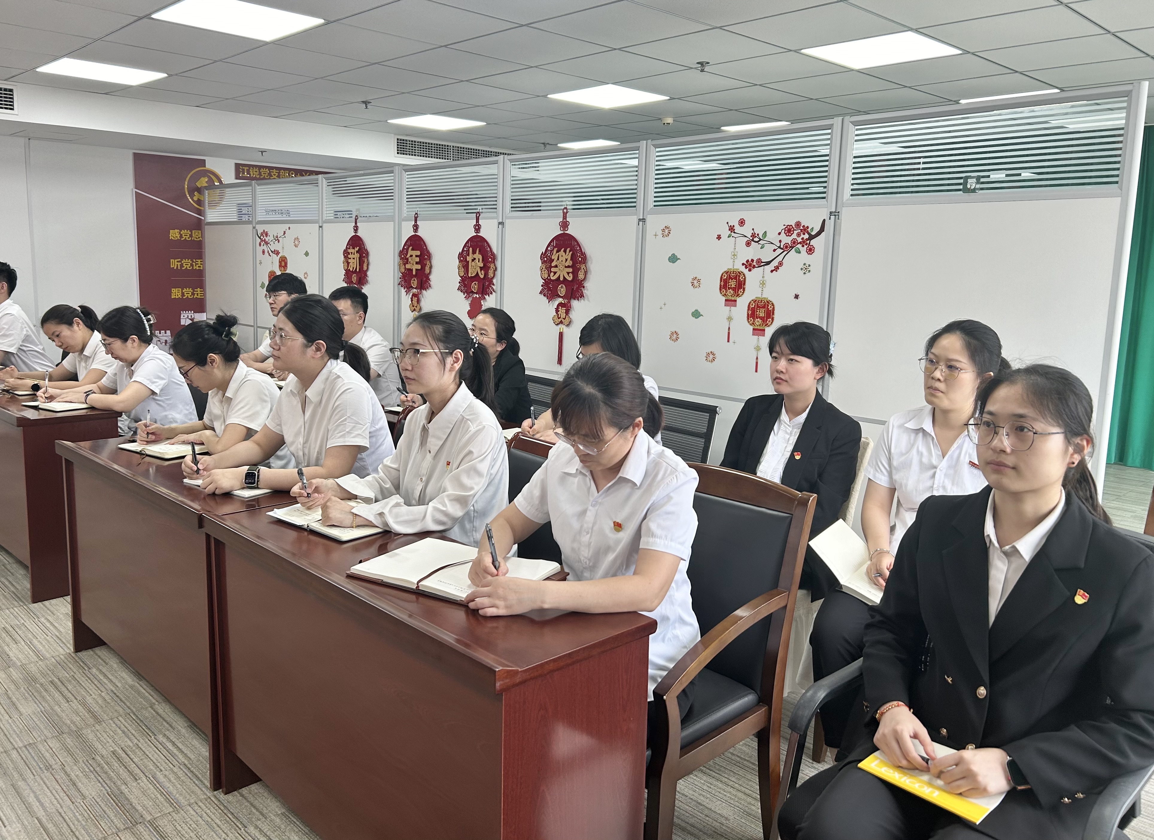 冰球突破-冰球电游豪华版_MG冰球游戏